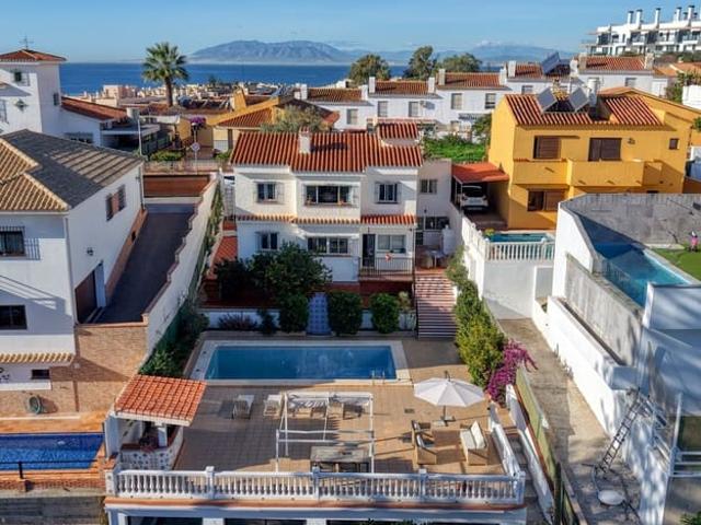 Chalet en venta en Torre de Benagalbón, La Axarquía