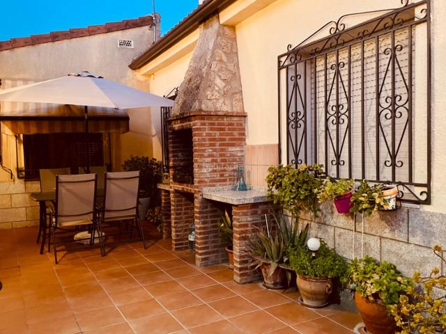 Chalet en venta en Torre De Santa María, Extremadura