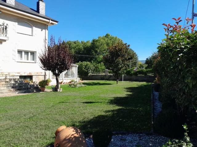 Chalet en venta en Torre del Bierzo, León