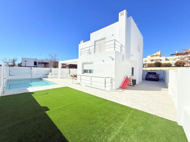 Chalet en venta en Torre del Mar, La Axarquía