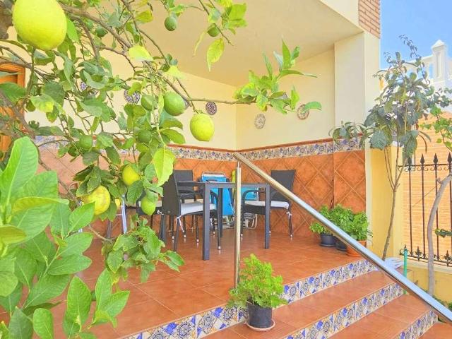 Villa en venta en Vélez-málaga, Caleta 2000
