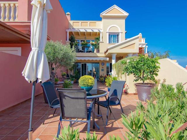 Villa en venta en Vélez-málaga, La Viña