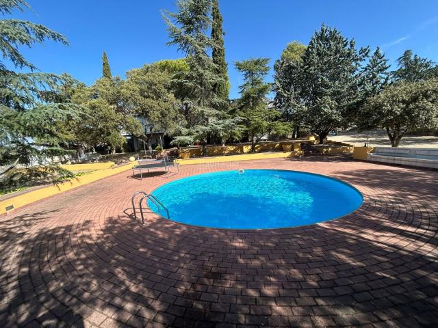 Chalet en venta en Los Bomberos, Torrelodones