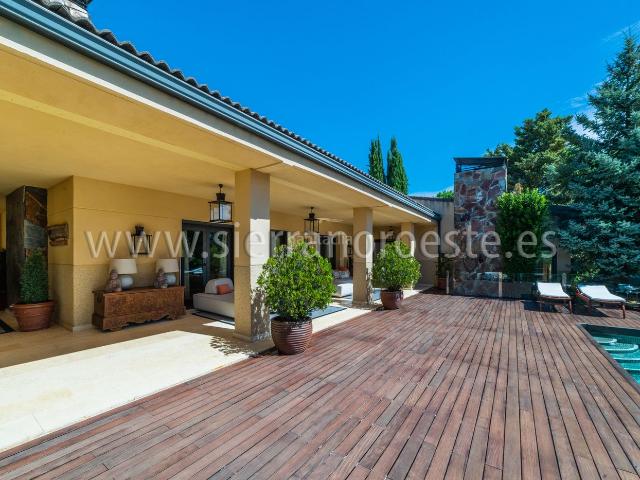 Chalet en venta en Los Bomberos, Torrelodones
