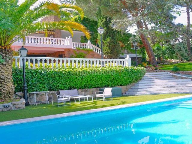 Chalet en venta en Los Bomberos, Torrelodones