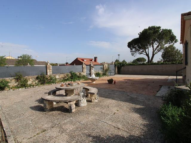 Chalet en venta en Torremocha De Jarama, Madrid