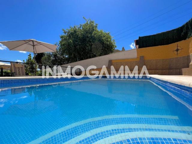 Villa en venta en Torrent, Torrentí
