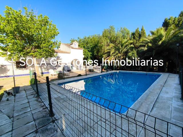 Chalet en venta en Torreperogil, Andalucía
