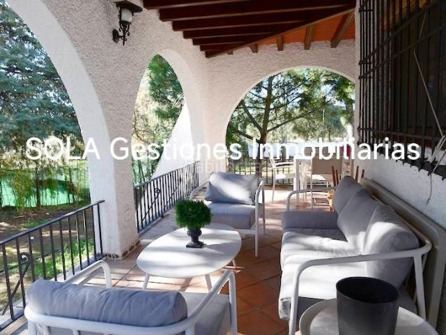 Chalet en venta en Torreperogil, Andalucía