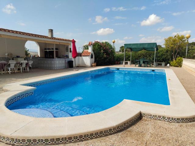 Villa en venta en Las Torres De Cotillas