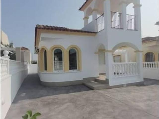 Chalet en venta en La Veleta, el Baix Segura / La Vega Baja