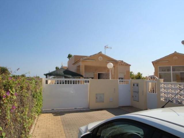 Chalet en venta en Baños de Europa, el Baix Segura / La Vega Baja