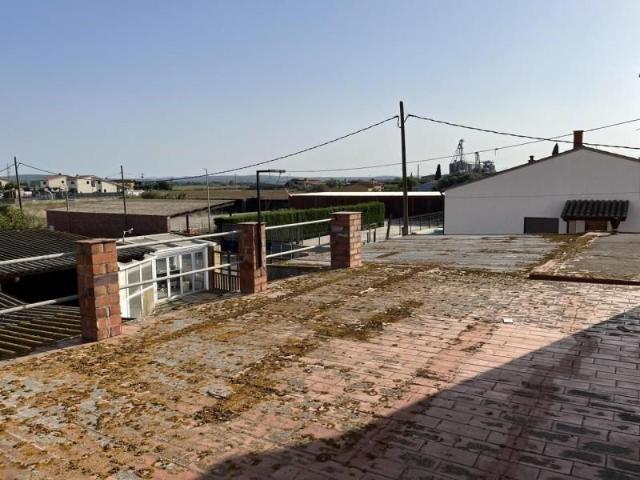 Villa en venta en Torroella De Fluvià
