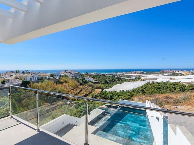 Chalet en venta en Torrox Park, La Axarquía