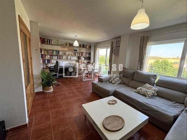 Villa en venta en Tórtola De Henares