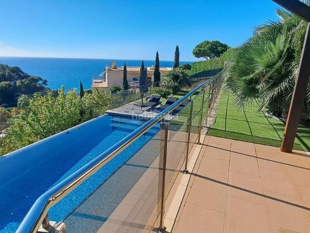 Chalet en venta en Santa Maria de Llorell, la Selva