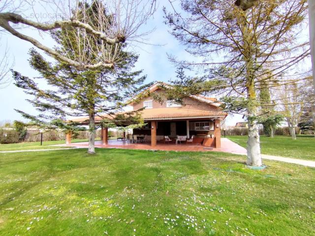 Chalet en venta en Trigueros Del Valle, Castilla y León