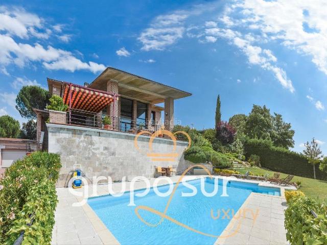 Chalet en venta en Tudela De Duero, Valladolid