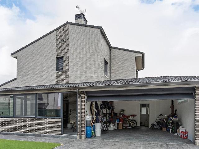 Villa en venta en Tudela De Duero, Virgen de la Guía
