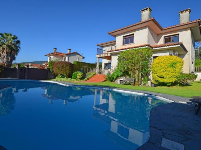 Villa en venta en Tui, O Arrabal