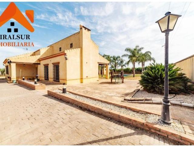 Casa en venta en Urbanización Camposol, Carmona