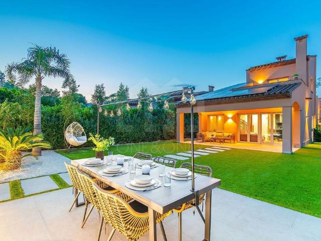 Villa en venta en Mont-roig Del Camp