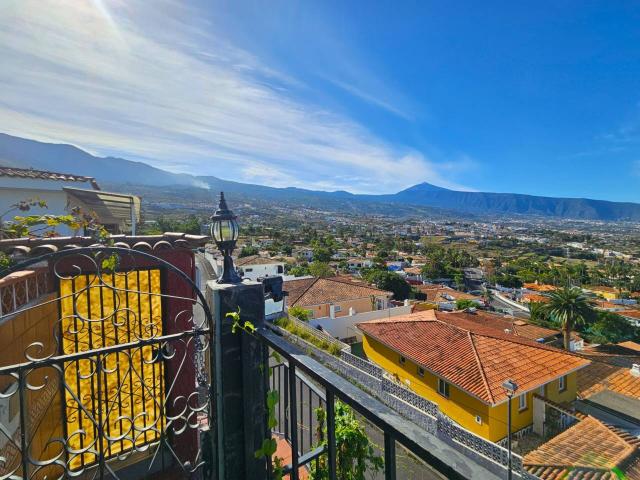 Chalet en venta en Las Cuevas, La orotava