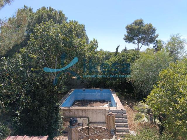 Chalet en venta en Utrera, Andalucía
