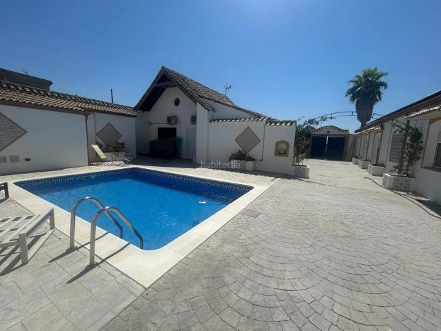 Chalet en venta en Utrera, Andalucía