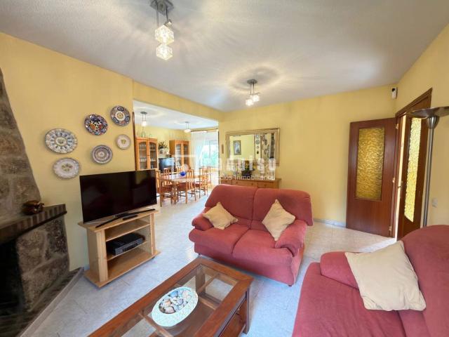 Chalet en venta en Valdemorillo, Madrid