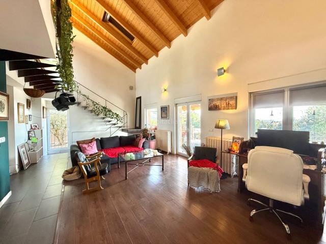 Chalet en venta en Valdemorillo, Madrid