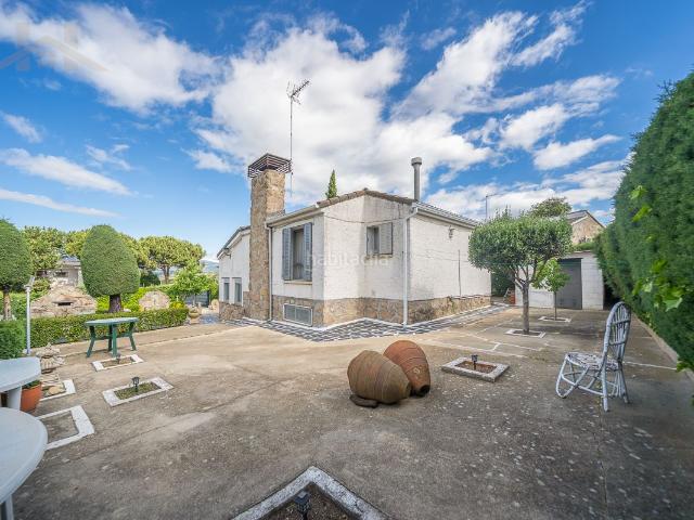 Chalet en venta en Valdemorillo, Madrid