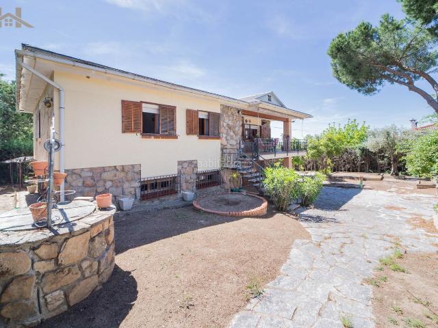 Chalet en venta en Valdemorillo, Madrid