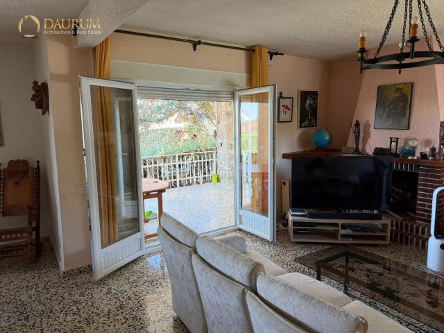 Chalet en venta en Valdemorillo, Madrid