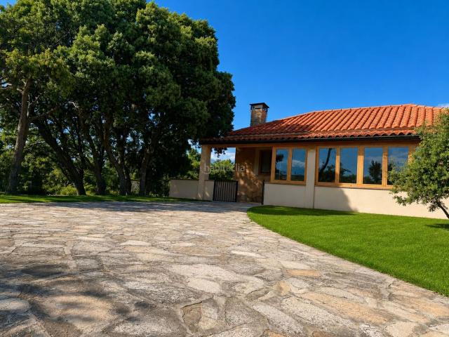Chalet en venta en Valdemorillo, Madrid