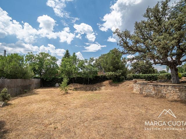 Chalet en venta en Valdemorillo, Madrid