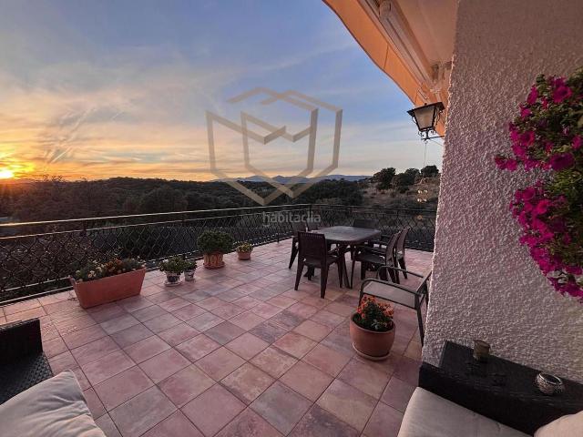 Chalet en venta en Valdemorillo, Madrid