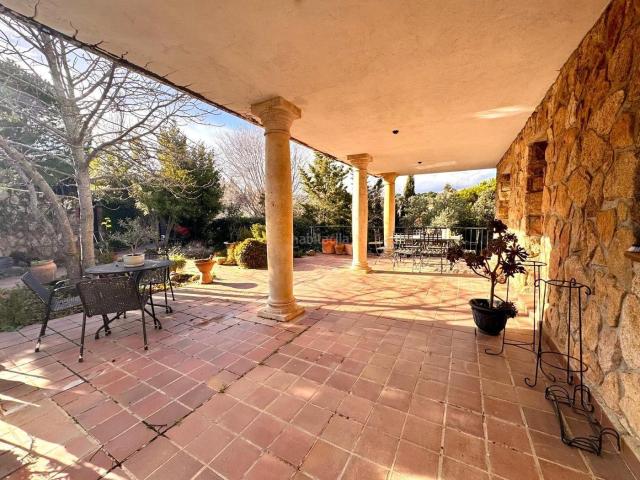 Chalet en venta en Valdemorillo, Madrid