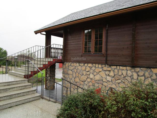 Chalet en venta en Valdemorillo, Madrid
