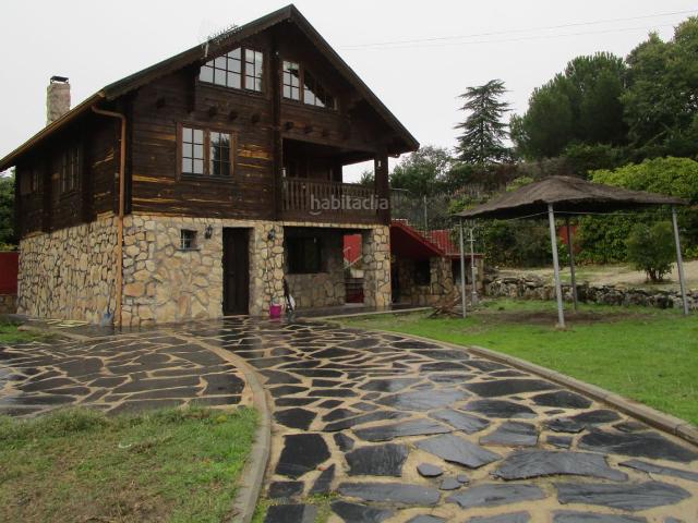 Chalet en venta en Valdemorillo, Madrid