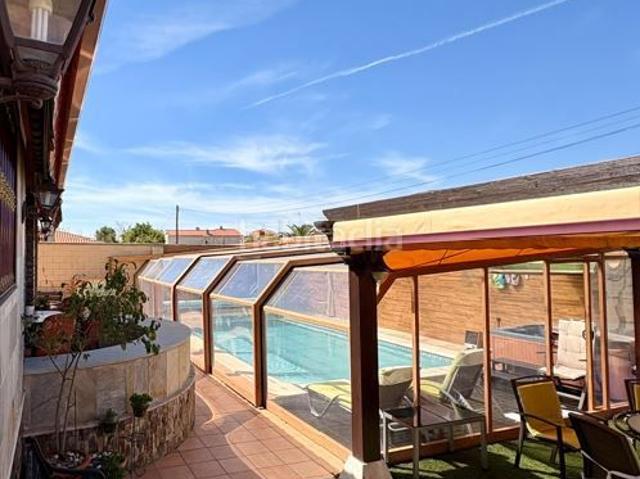 Chalet en venta en Valdepeñas, Ciudad Real