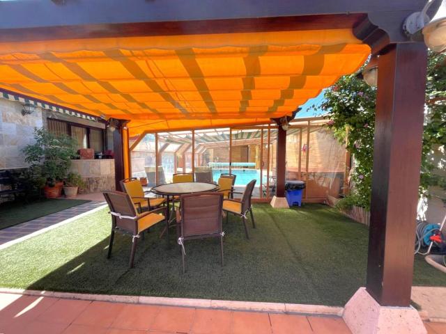 Chalet en venta en Valdepeñas, Ciudad Real