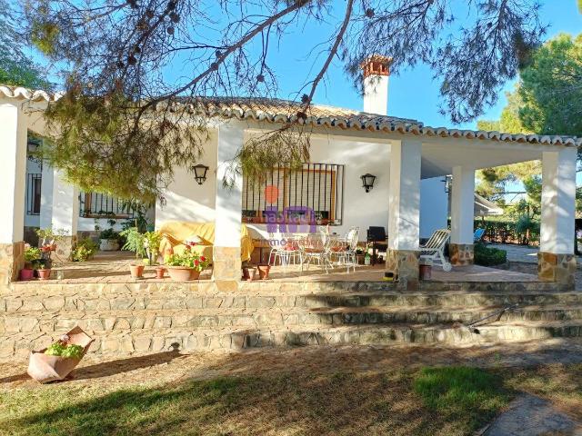 Chalet en venta en Valdepeñas, Ciudad Real