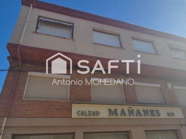 Chalet en venta en Valderas, León