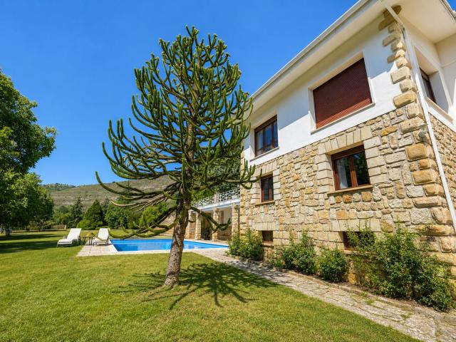 Chalet en venta en Valle De Sedano, Castilla y León