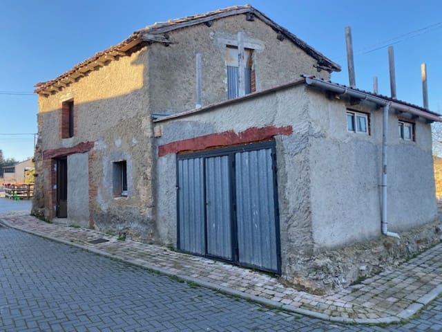 Chalet en venta en Valle De Valdelucio, Castilla y León