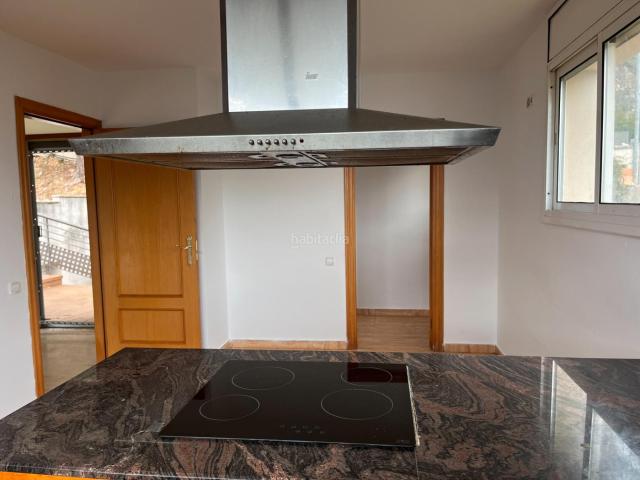 Villa en venta en Vallirana