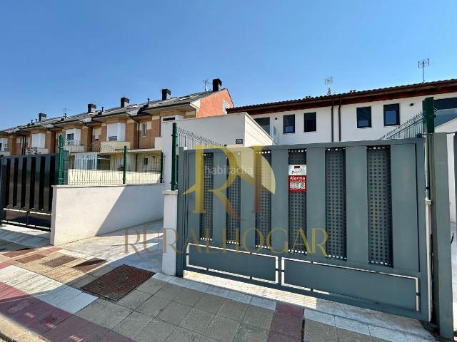 Chalet en venta en Valverde De La Virgen, Castilla y León