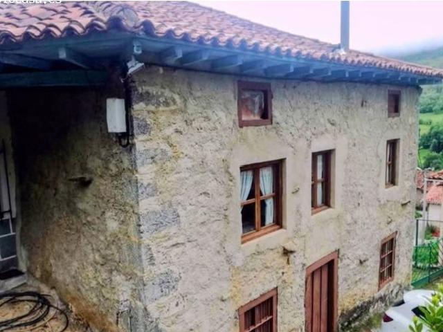 Casa en venta en Vega De Liébana, Cantabria