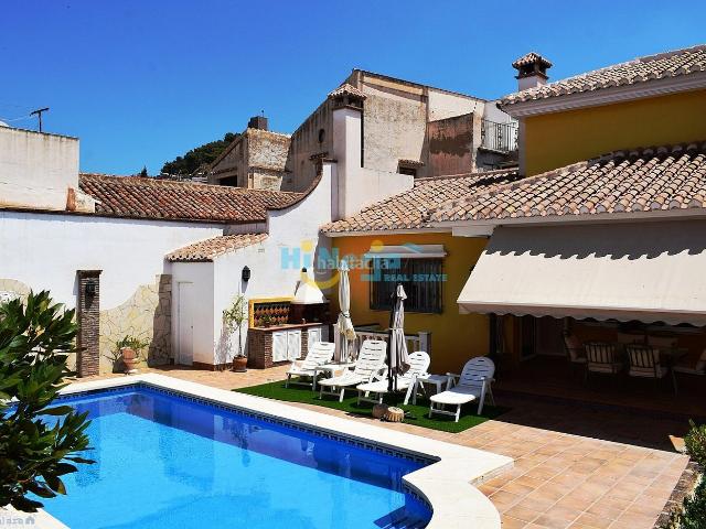 Chalet en venta en La Gloria, La Axarquía